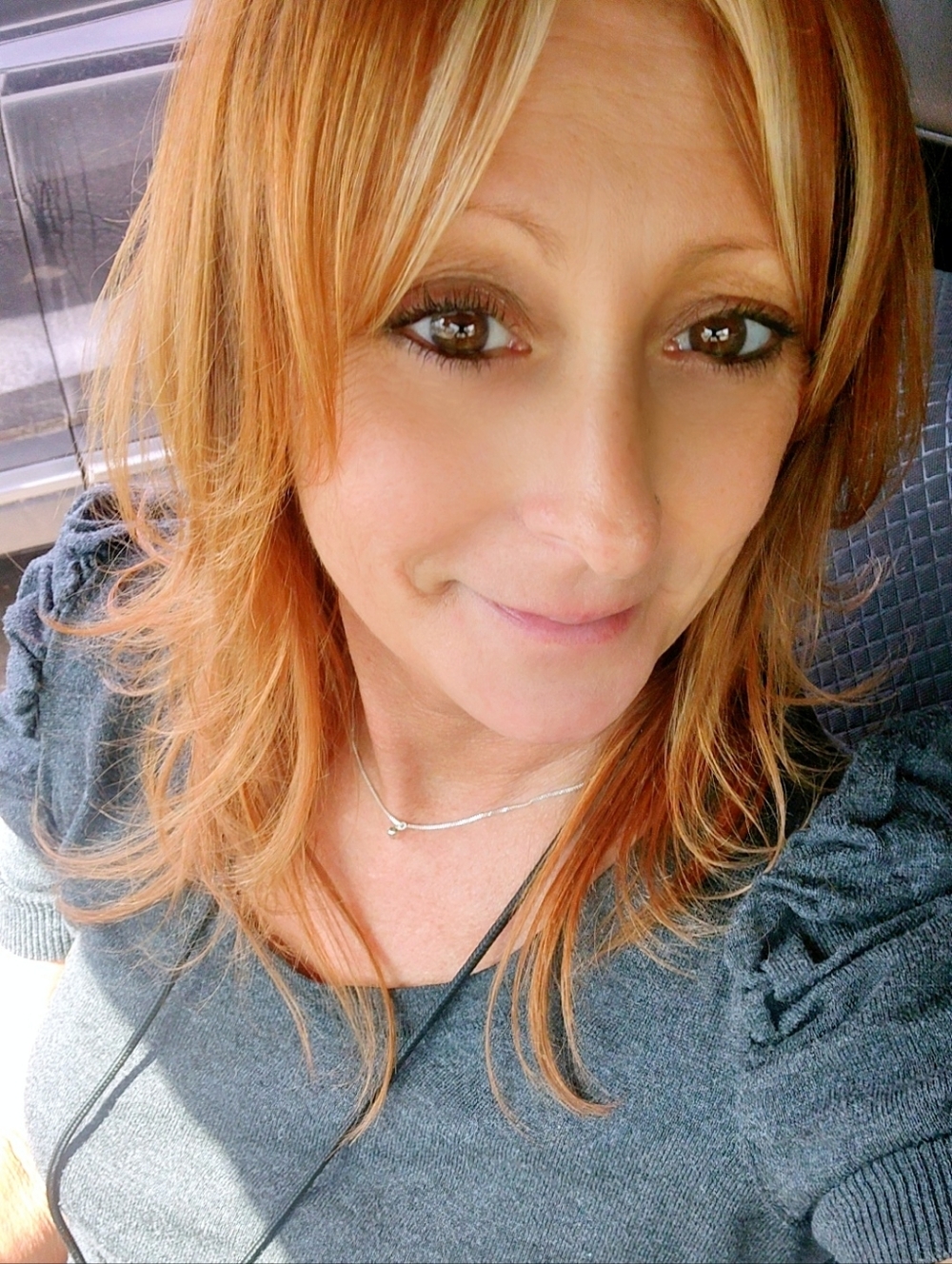 Meet your Posher, Crystal
